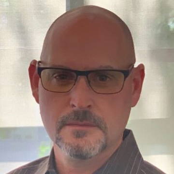 Product Security from Dual Perspectives: Eng Leadership Meets CISO - Interview with Ilan Dar - episode art